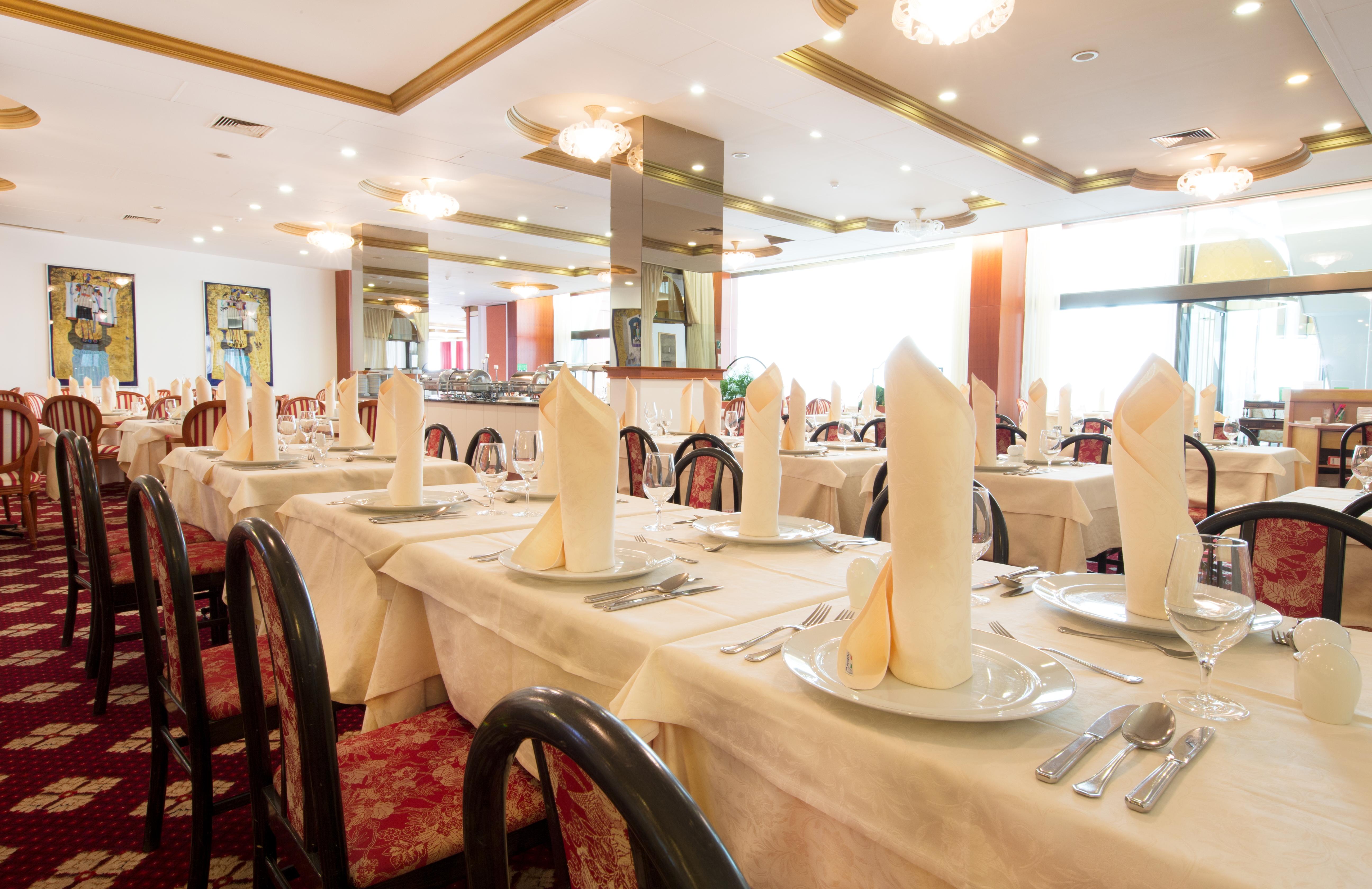 Grand Hotel Bernardin Portoroz Bagian luar foto Restaurant